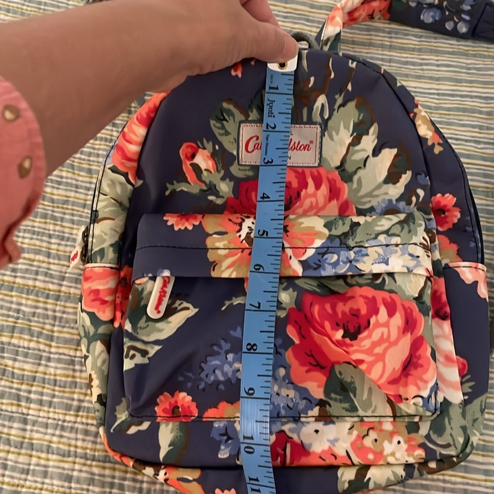 Cath Kidston Navy and Floral Backpack - Picture 8 of 9